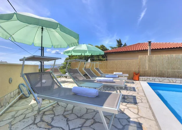 Dalmare Villa Novi Vinodolski